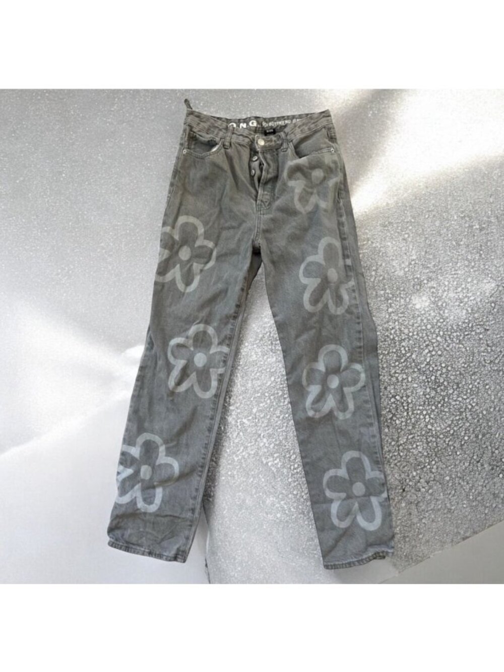 Gray Floral Print Straight-Leg Women’s Jeans